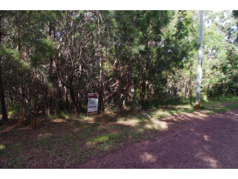 15 Flora Street, Lamb Island QLD 4184