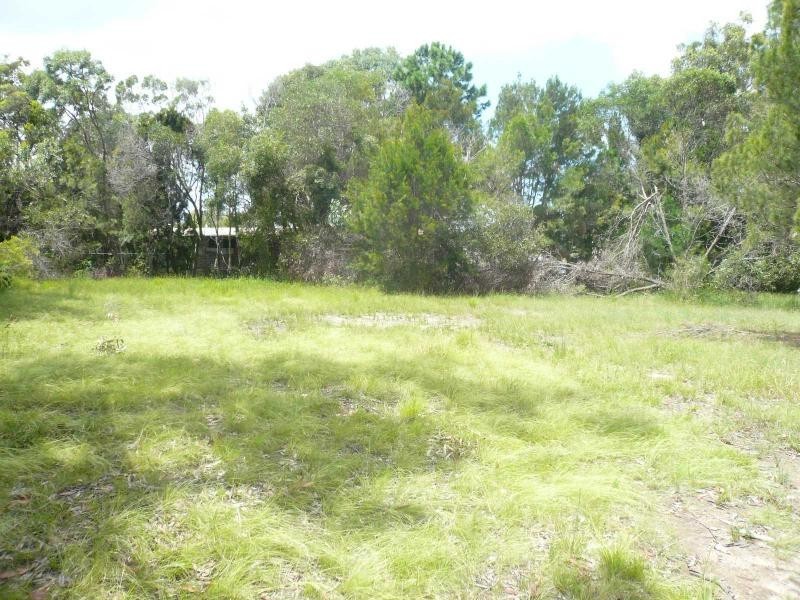 10 Pelican Street, Macleay Island QLD 4184