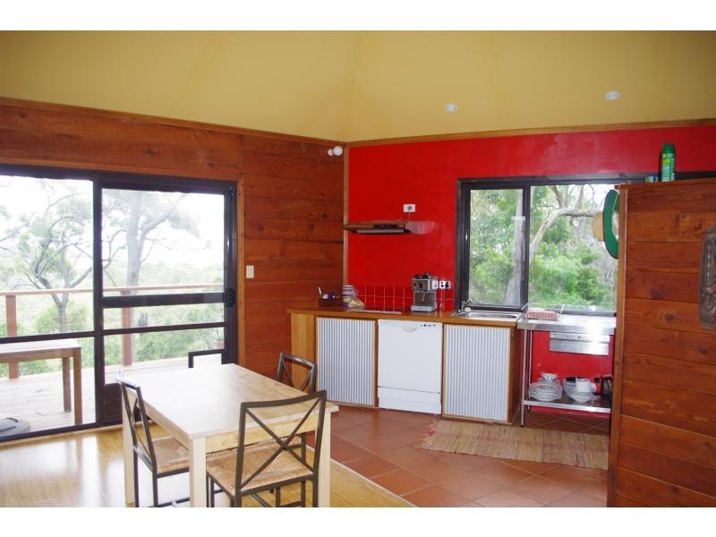 172 Treasure Island Avenue, Karragarra Island QLD 4184