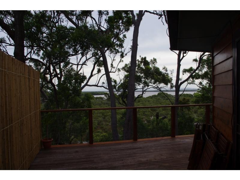 172 Treasure Island Avenue, Karragarra Island QLD 4184