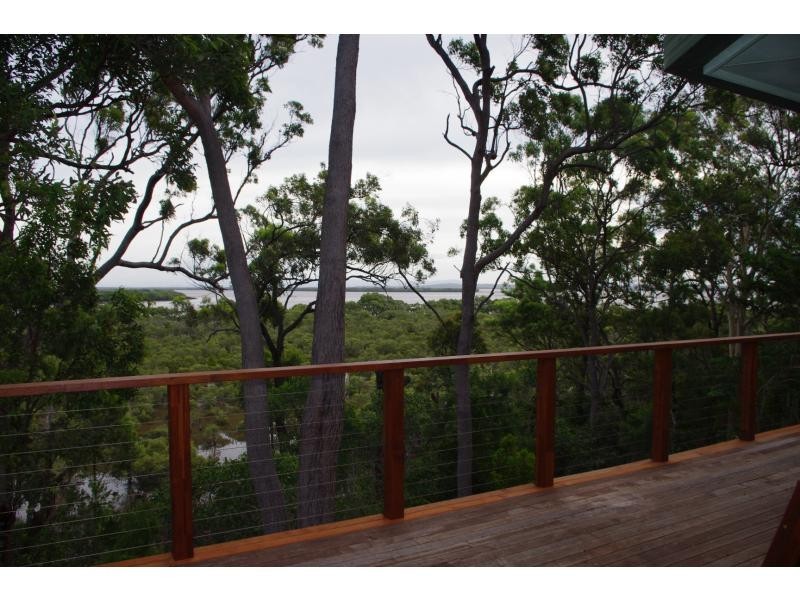 172 Treasure Island Avenue, Karragarra Island QLD 4184