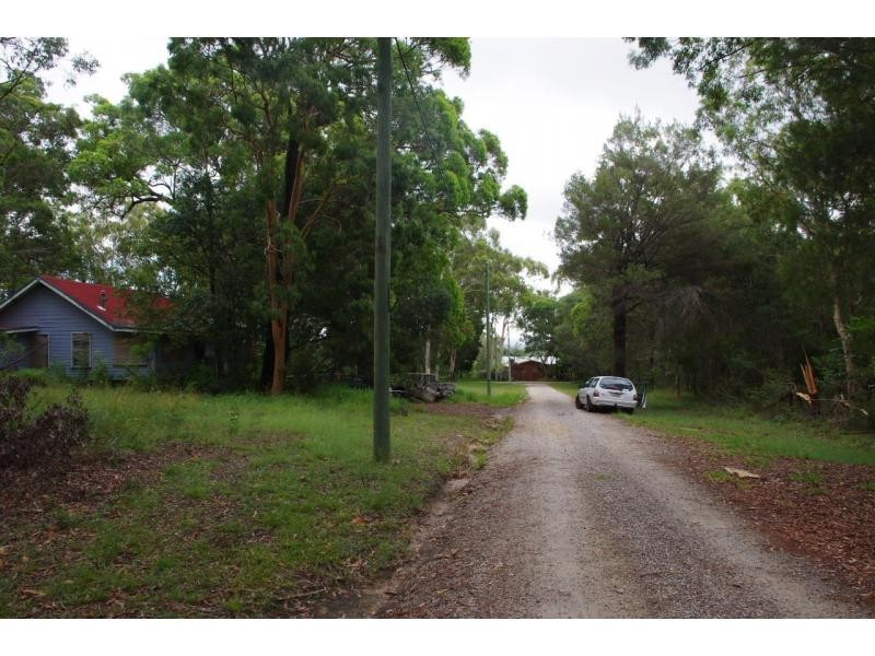 26 Noogie Street, Macleay Island QLD 4184