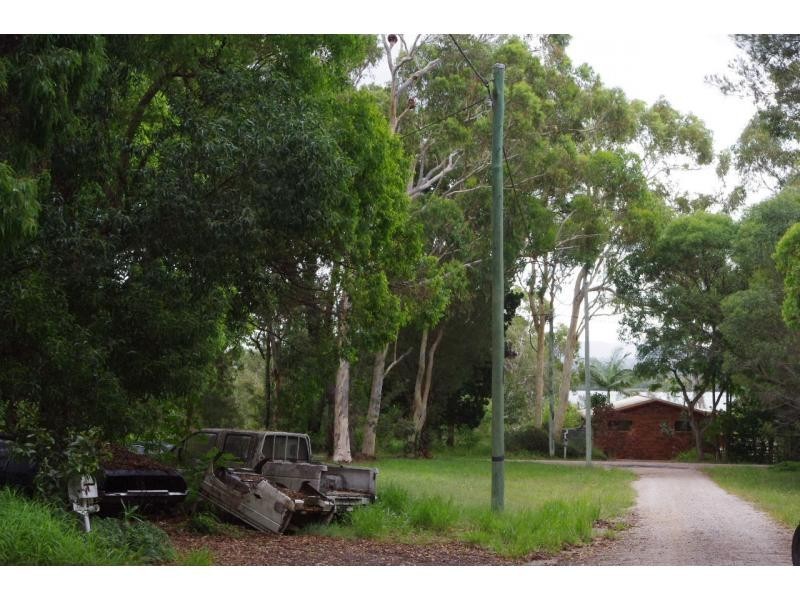 26 Noogie Street, Macleay Island QLD 4184