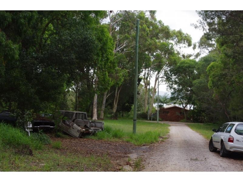26 Noogie Street, Macleay Island QLD 4184