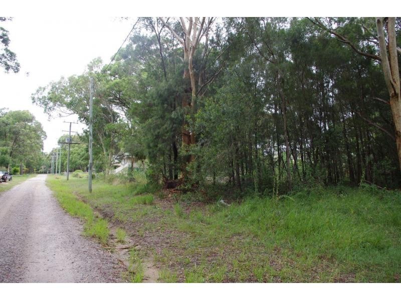 26 Noogie Street, Macleay Island QLD 4184