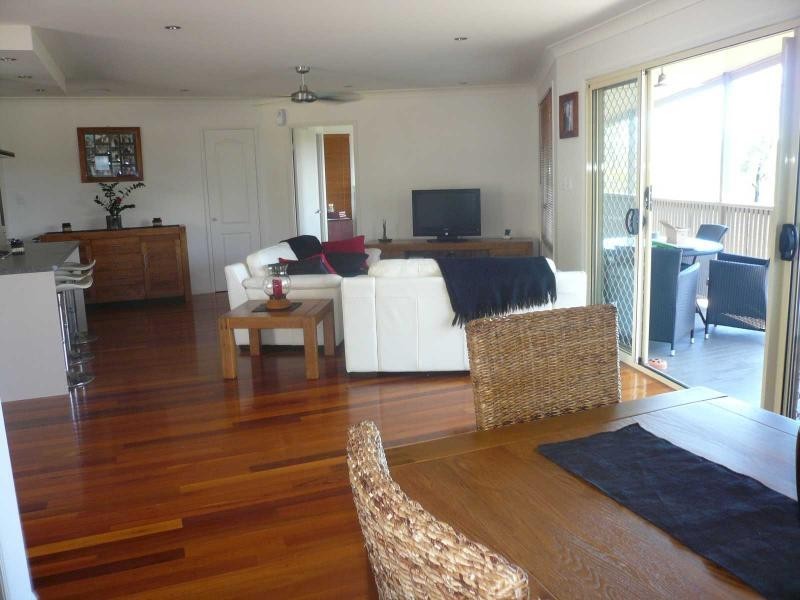 6 Timothy Street, Macleay Island QLD 4184