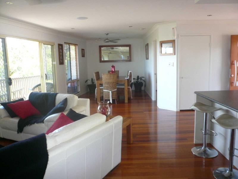 6 Timothy Street, Macleay Island QLD 4184