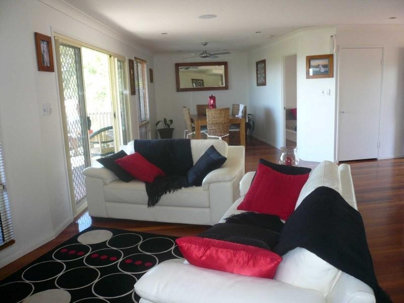 6 Timothy Street, Macleay Island QLD 4184