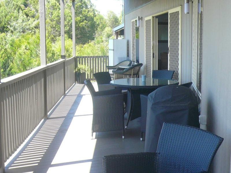 6 Timothy Street, Macleay Island QLD 4184