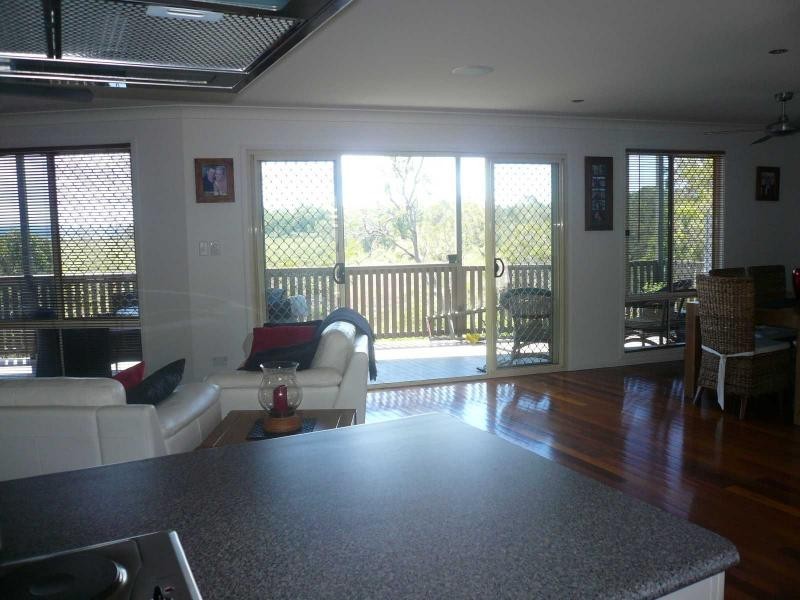 6 Timothy Street, Macleay Island QLD 4184