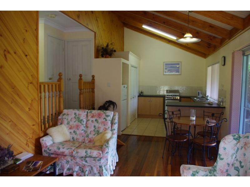 143 Lucas Drive, Lamb Island QLD 4184