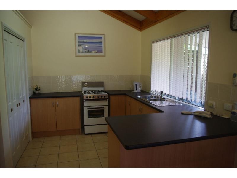 143 Lucas Drive, Lamb Island QLD 4184