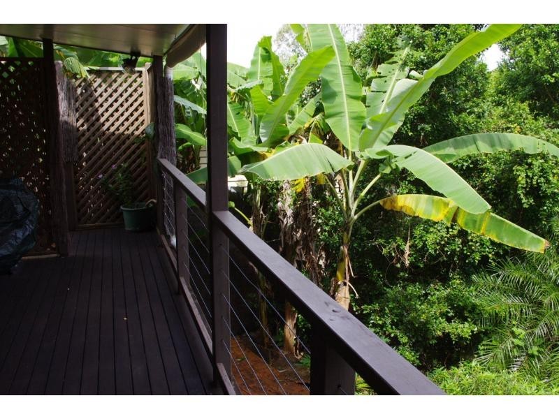 143 Lucas Drive, Lamb Island QLD 4184