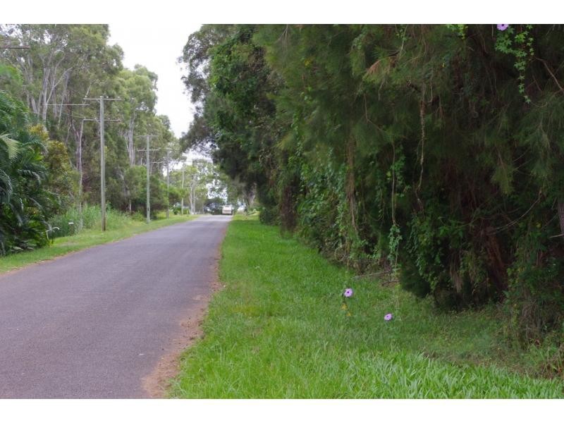 143 Lucas Drive, Lamb Island QLD 4184