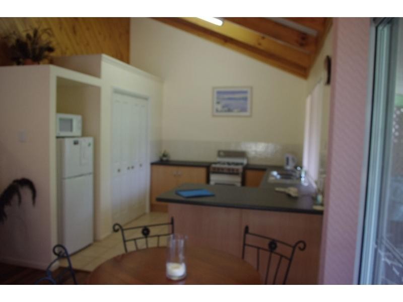 143 Lucas Drive, Lamb Island QLD 4184