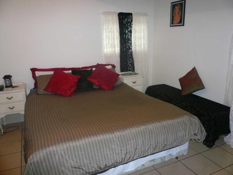 2 Waterside Drive, Macleay Island QLD 4184