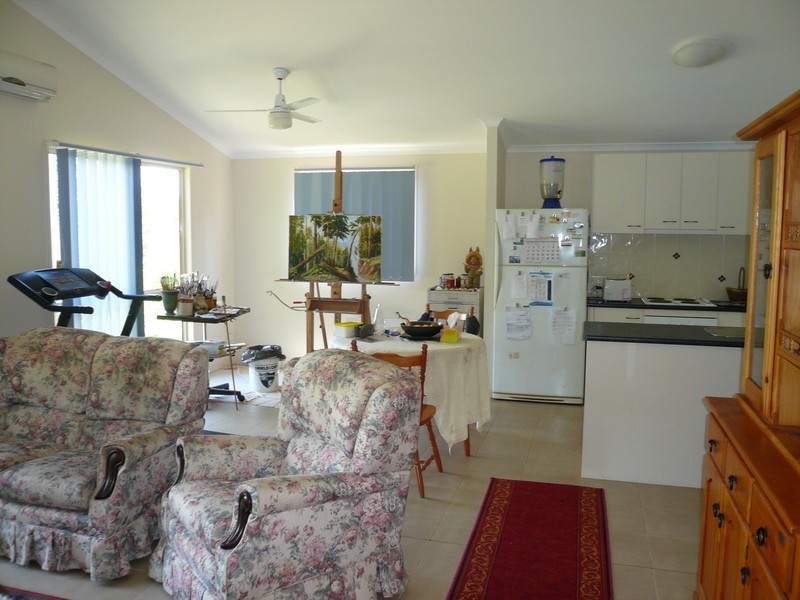 15 Conran Street, Macleay Island QLD 4184