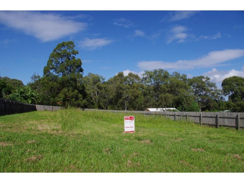 14 Eastbourne Terrace, Macleay Island QLD 4184