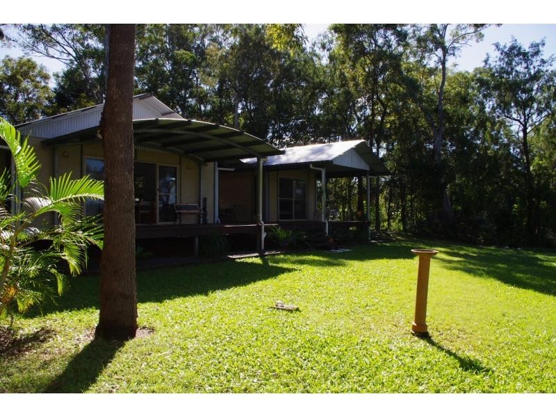 14 Bertram Road, Karragarra Island QLD 4184