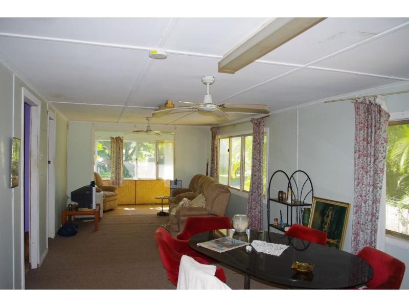 94 Treasure Island Avenue, Karragarra Island QLD 4184