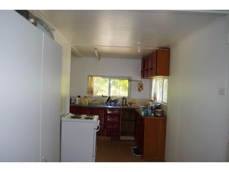 94 Treasure Island Avenue, Karragarra Island QLD 4184