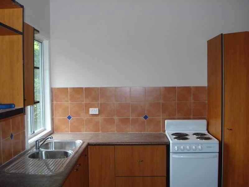 26 Leonie Street, Lamb Island QLD 4184