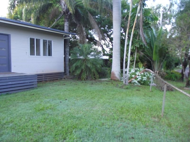 26 Leonie Street, Lamb Island QLD 4184