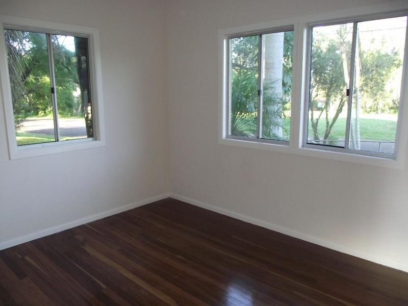 26 Leonie Street, Lamb Island QLD 4184