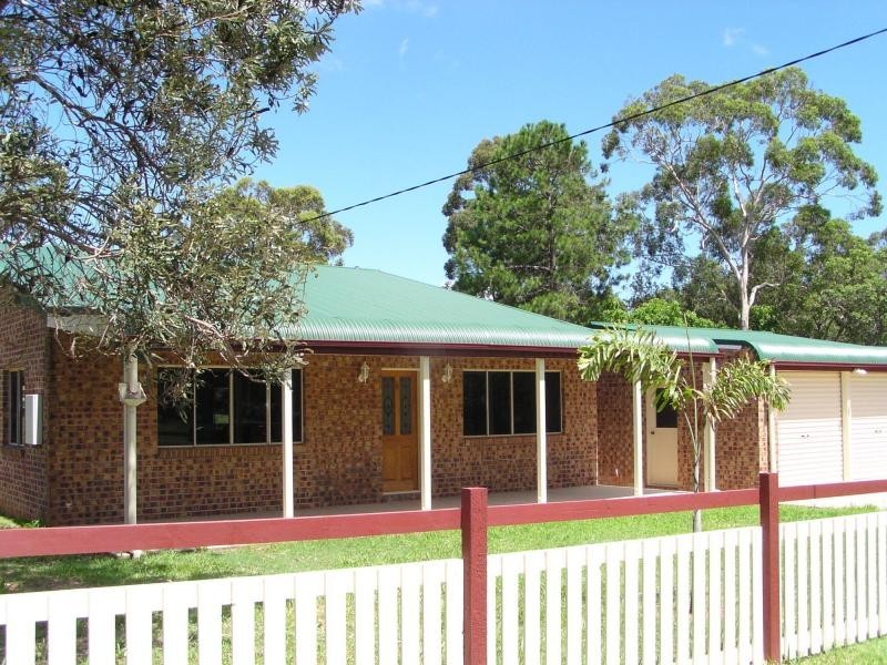 9 Citron Street, Macleay Island QLD 4184