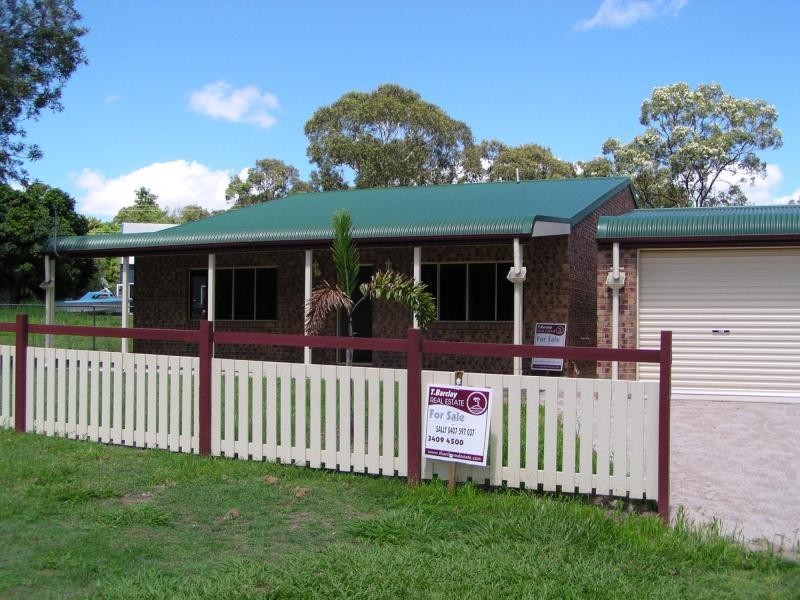 9 Citron Street, Macleay Island QLD 4184