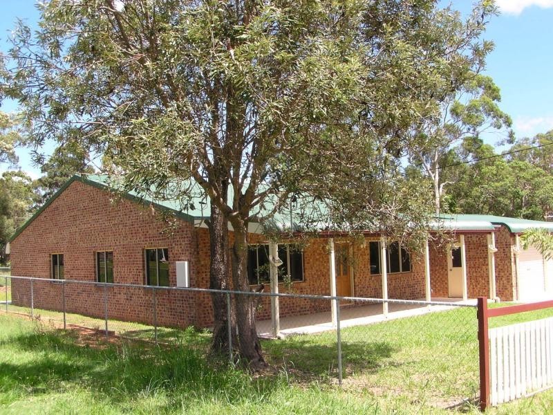 9 Citron Street, Macleay Island QLD 4184