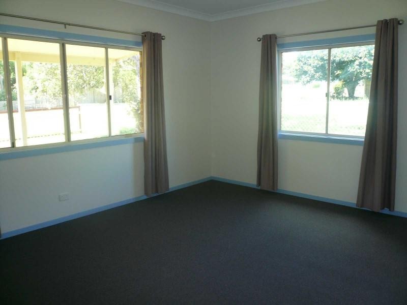 9 Citron Street, Macleay Island QLD 4184