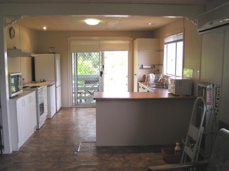 54 Treasure Island Avenue, Karragarra Island QLD 4184