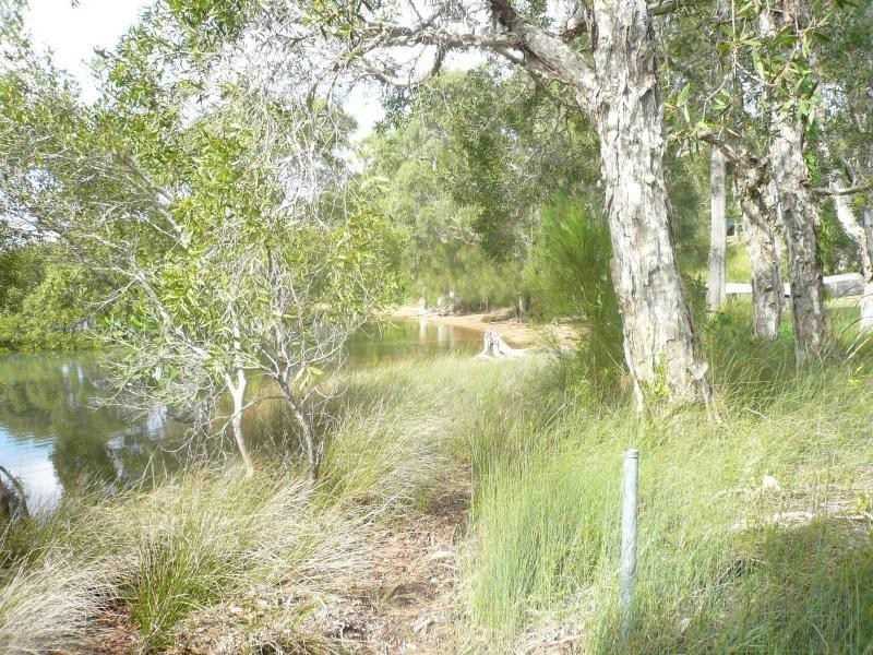 38 Nunkeri Drive, Macleay Island QLD 4184