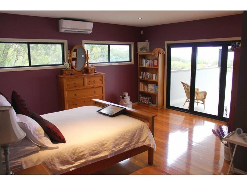 91 Coondooroopa Drive, Macleay Island QLD 4184