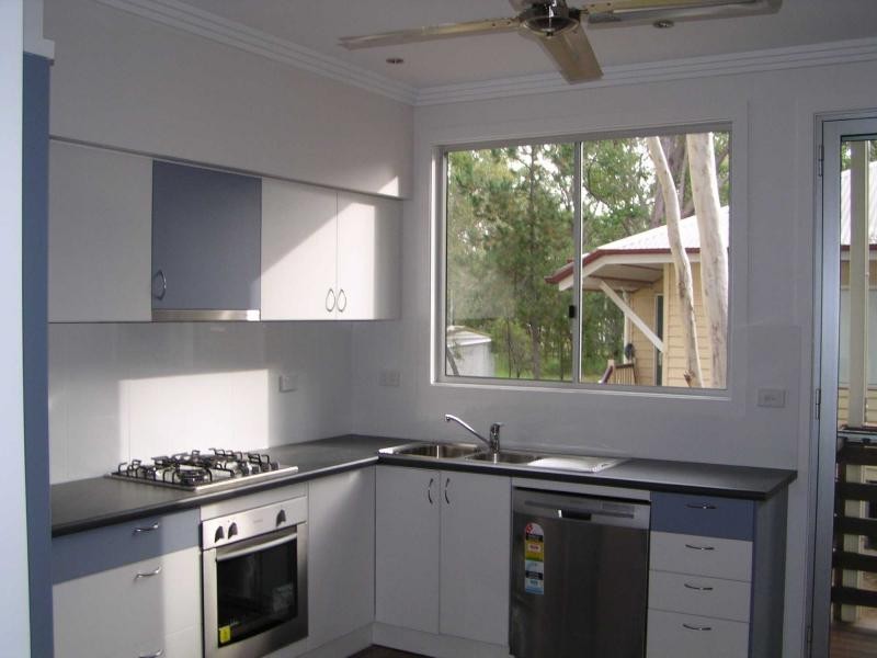 20 Tingara Street, Macleay Island QLD 4184