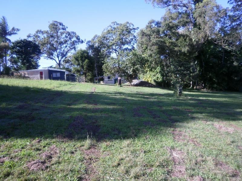 32 Melaleuca Drive, Lamb Island QLD 4184