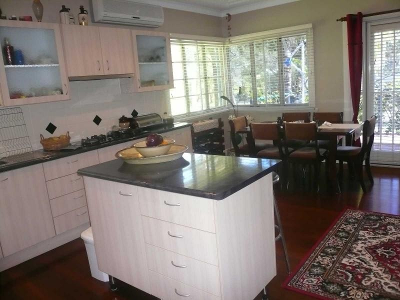 18 Coast Road, Macleay Island QLD 4184