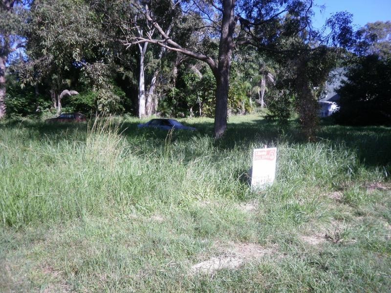 23 Paula Parade, Lamb Island QLD 4184
