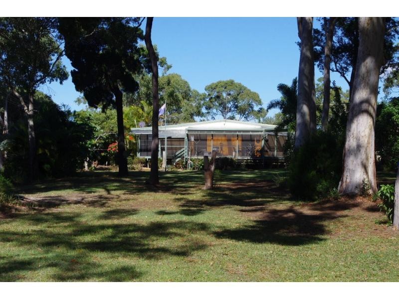 6 Sunset Strip, Karragarra Island QLD 4184