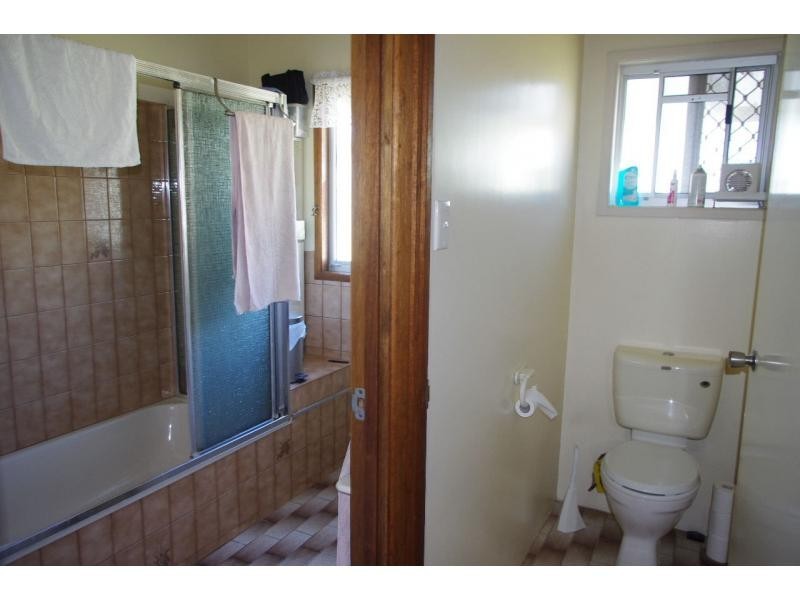 6 Sunset Strip, Karragarra Island QLD 4184