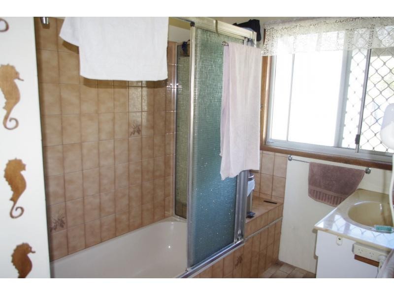 6 Sunset Strip, Karragarra Island QLD 4184