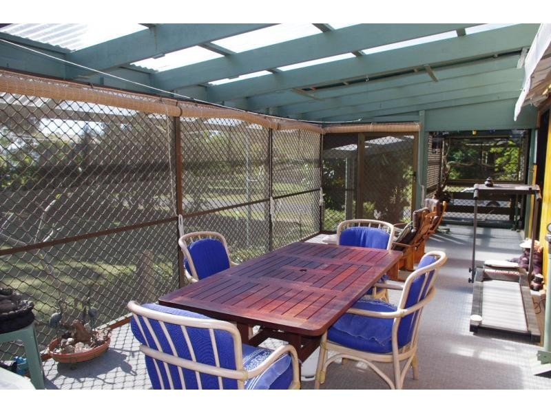 6 Sunset Strip, Karragarra Island QLD 4184