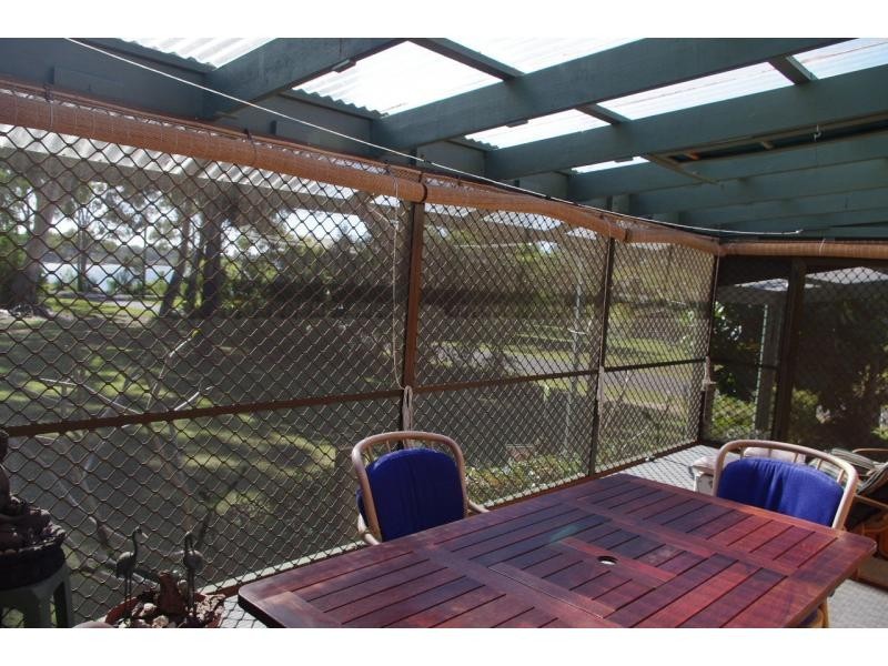 6 Sunset Strip, Karragarra Island QLD 4184