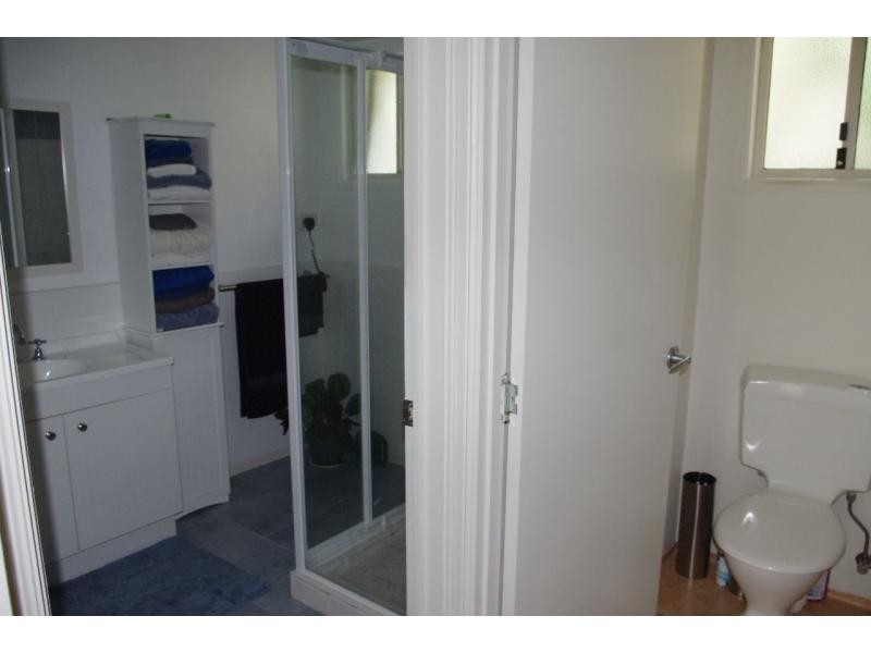 16 Natone Terrace, Macleay Island QLD 4184