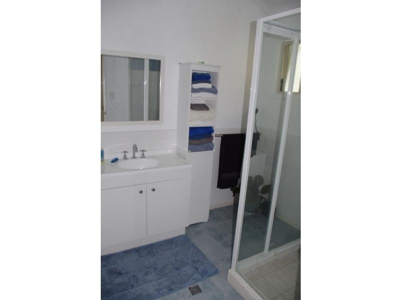 16 Natone Terrace, Macleay Island QLD 4184