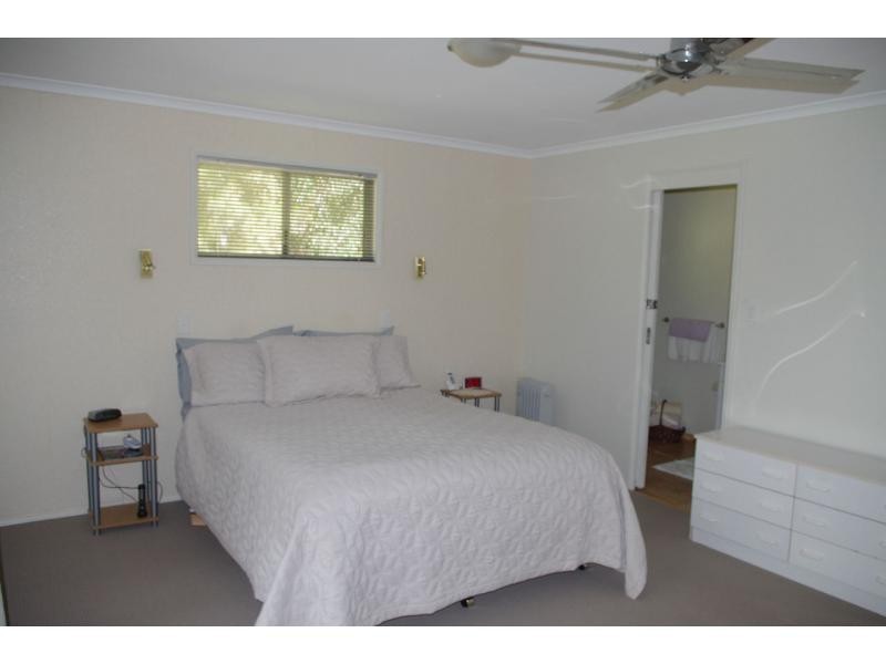 16 Natone Terrace, Macleay Island QLD 4184