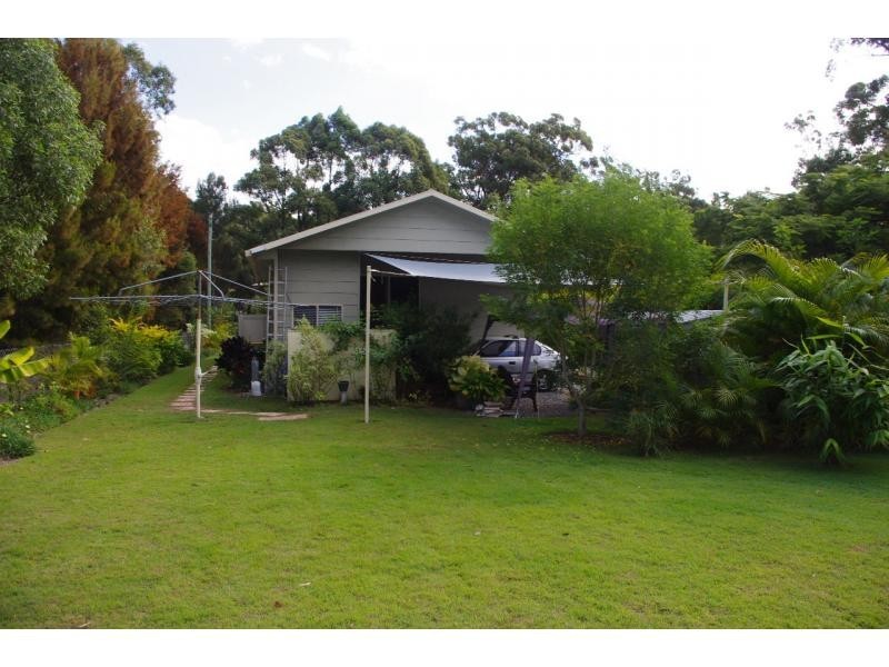 16 Natone Terrace, Macleay Island QLD 4184