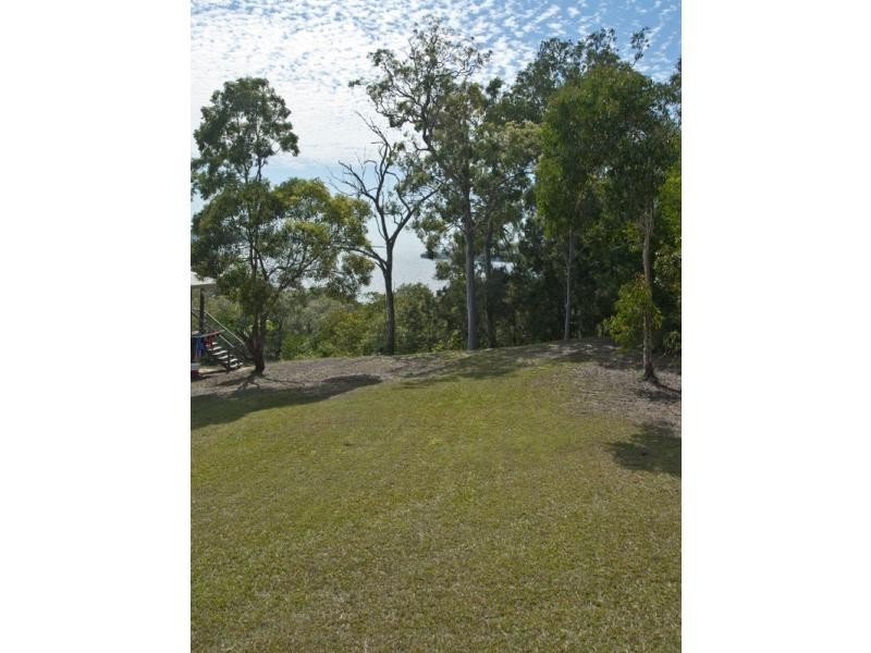 54 Timothy Street, Macleay Island QLD 4184