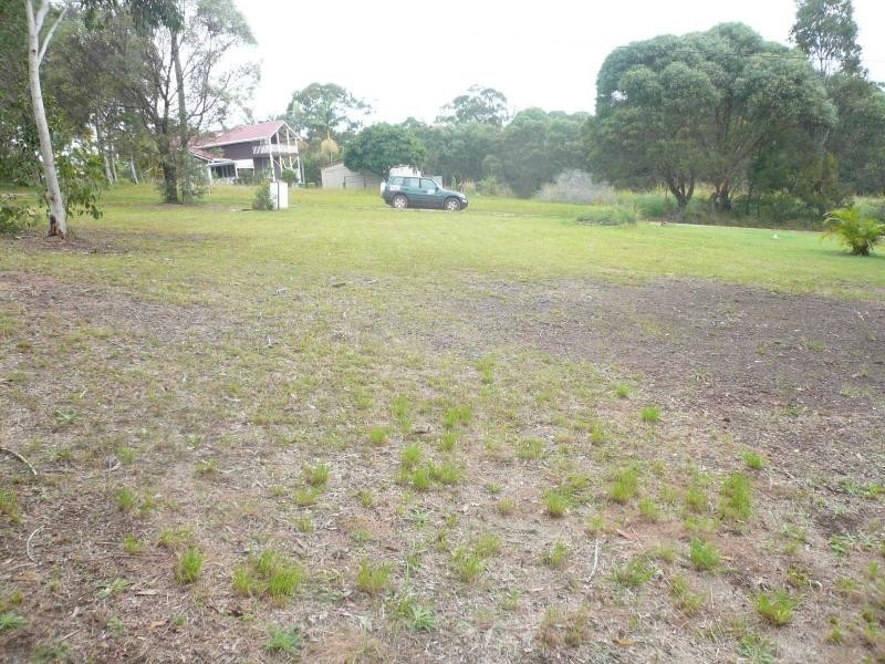 54 Timothy Street, Macleay Island QLD 4184